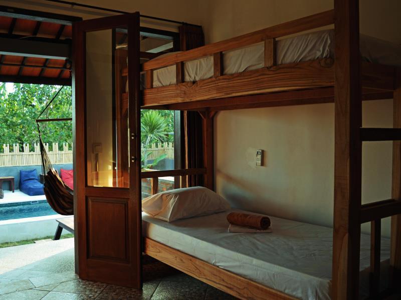 Lay Day Surf Hostel Canggu Buitenkant foto